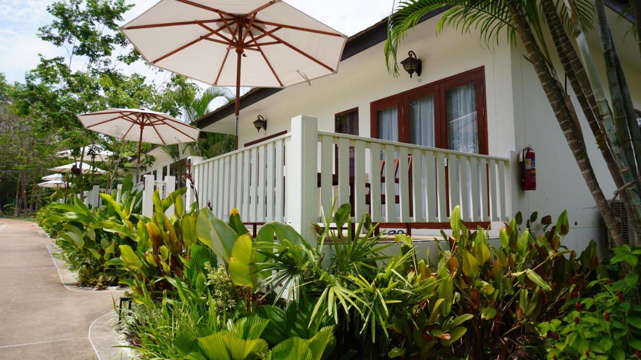 Hotel Treeya Lanta Ko Lanta Exterior foto